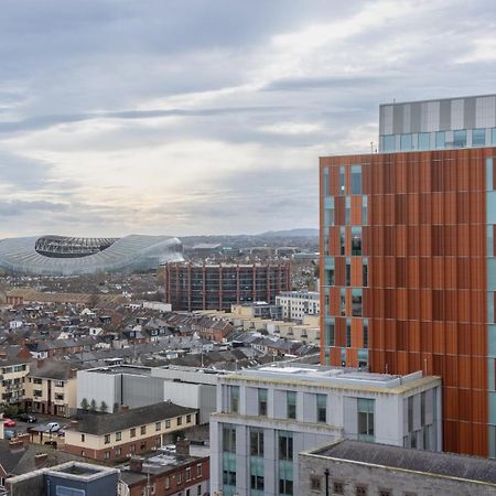 Guestready - Enchanting Views From Millenium Tower Apartment Dublin Bagian luar foto